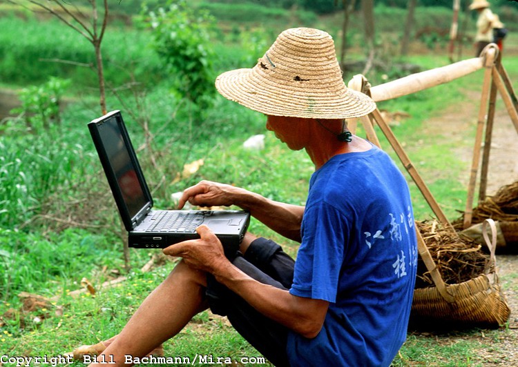 Cara Mensejahterakan Petani dengan Pemanfaatan Teknologi Informasi dan
Komunikasi